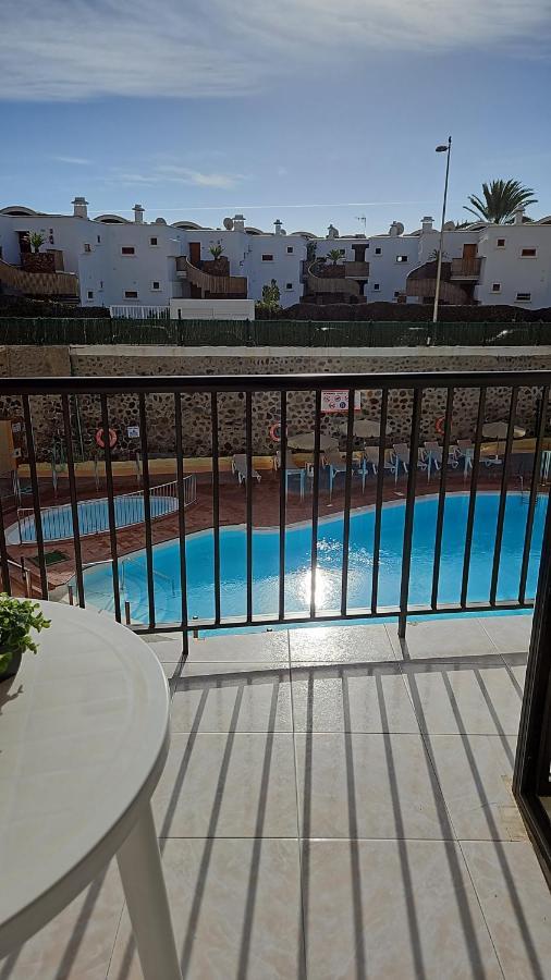 Ocean Front Cozy 2 Bedroom, 3 Beds Spacious- Netflix, Pool, Beach Lift & Fast Wifi Playa del Inglés Buitenkant foto