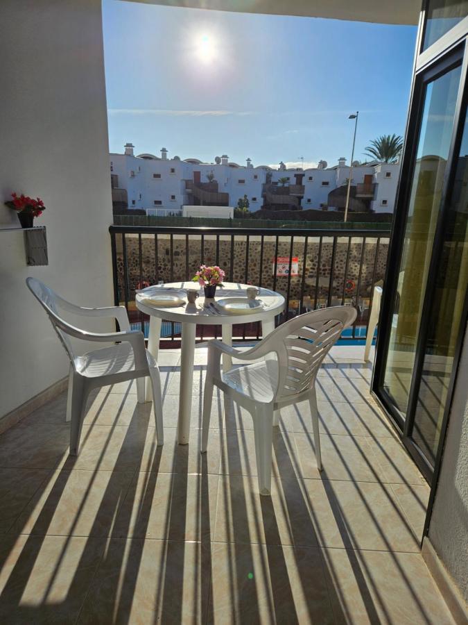 Ocean Front Cozy 2 Bedroom, 3 Beds Spacious- Netflix, Pool, Beach Lift & Fast Wifi Playa del Inglés Buitenkant foto